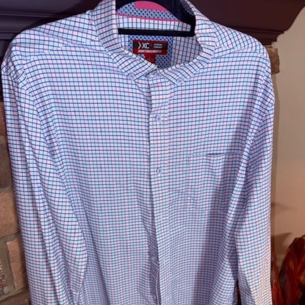 Johnston & Murphy Casual Button Down size Large - XC4